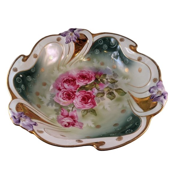 RS Prussia 19th Century Ornate Rose Gilt Scalloped Cabinet Bowl